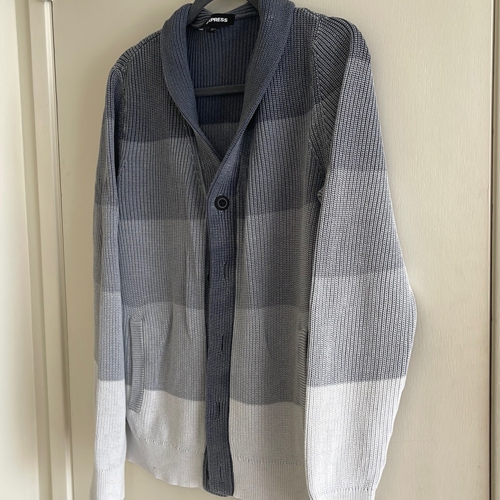 Men’s button up cardigan. Large.